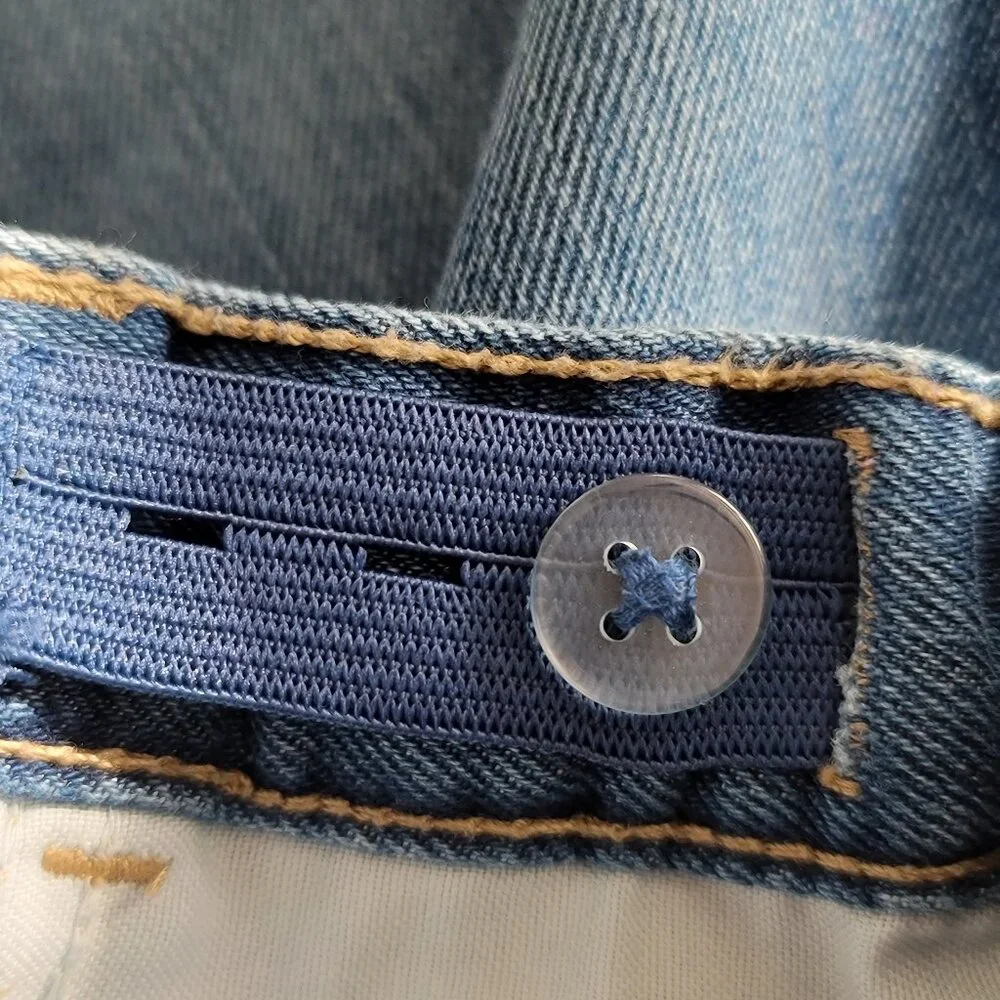 The Children's Place Blue Jean Shorts Midi-Long 5T Adjustible Waist